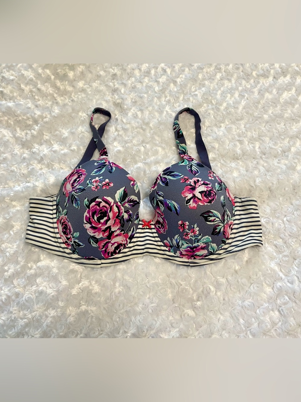 Soma lot of 5 size 36 DDD underwire bras